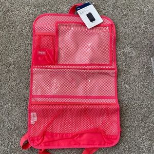 Thirty-One Hang-Up Activity Organizer in Coral